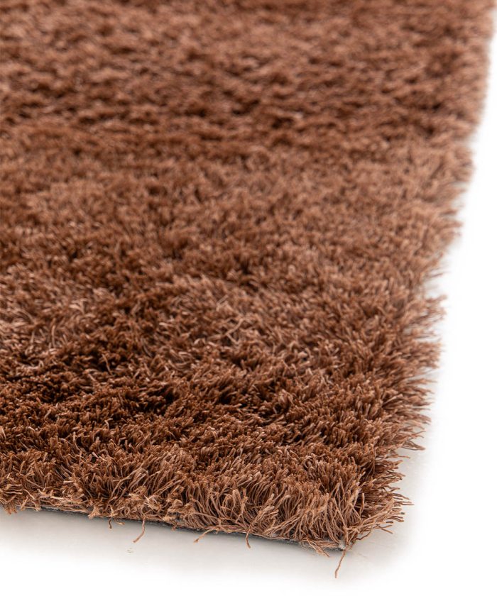 Angolo Tappeto shaggy Tivoli 080 marrone. Tappeto arredo con pelo lungo per salotto, living o camera da letto.