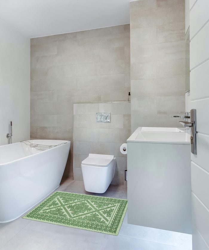 Bagno con Tappeto Sardo verde salvia 100% cotone e prodotto in Sardegna Italia. Tappetino passatoia lavabile.