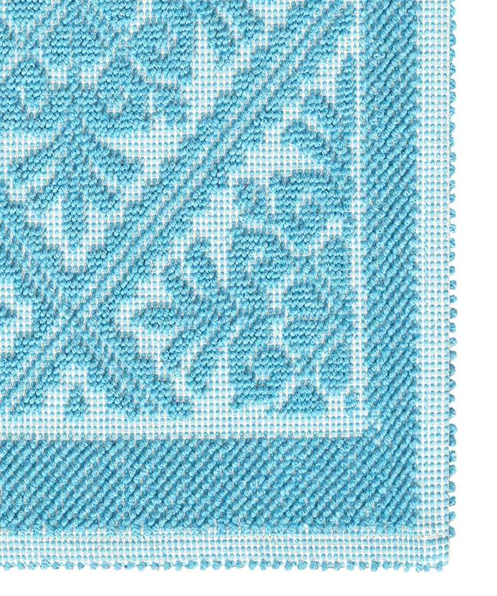 Dettaglio del Tappeto Sardo Azzurro 100% cotone e prodotto in Sardegna Italia. Tappetino bagno passatoia lavabile.