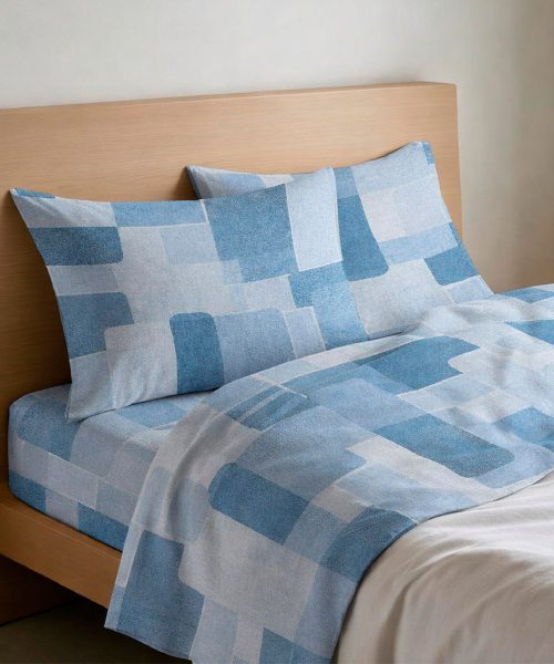 Completo Lenzuola letto Singolo Matrimoniale disegno moderno geometrico brick azzurro blu. 1 piazza, 1 piazza e mezza, 2 piazze. Completo lenzuolo, angolo e federe cuscini.