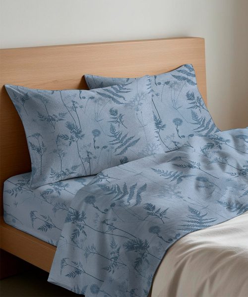 Completo Lenzuola letto Singolo Matrimoniale disegno moderno floreale azzurro blu. 1 piazza, 1 piazza e mezza, 2 piazze. Completo lenzuolo, angolo e federe cuscini.