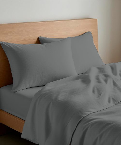 Completo Lenzuola in Percalle per Letto Singolo e Matrimoniale tinta unita GRIGIO. Misura 1 piazza, 1 piazza e mezza, 2 piazze. Completo lenzuolo, angolo e federe cuscini.