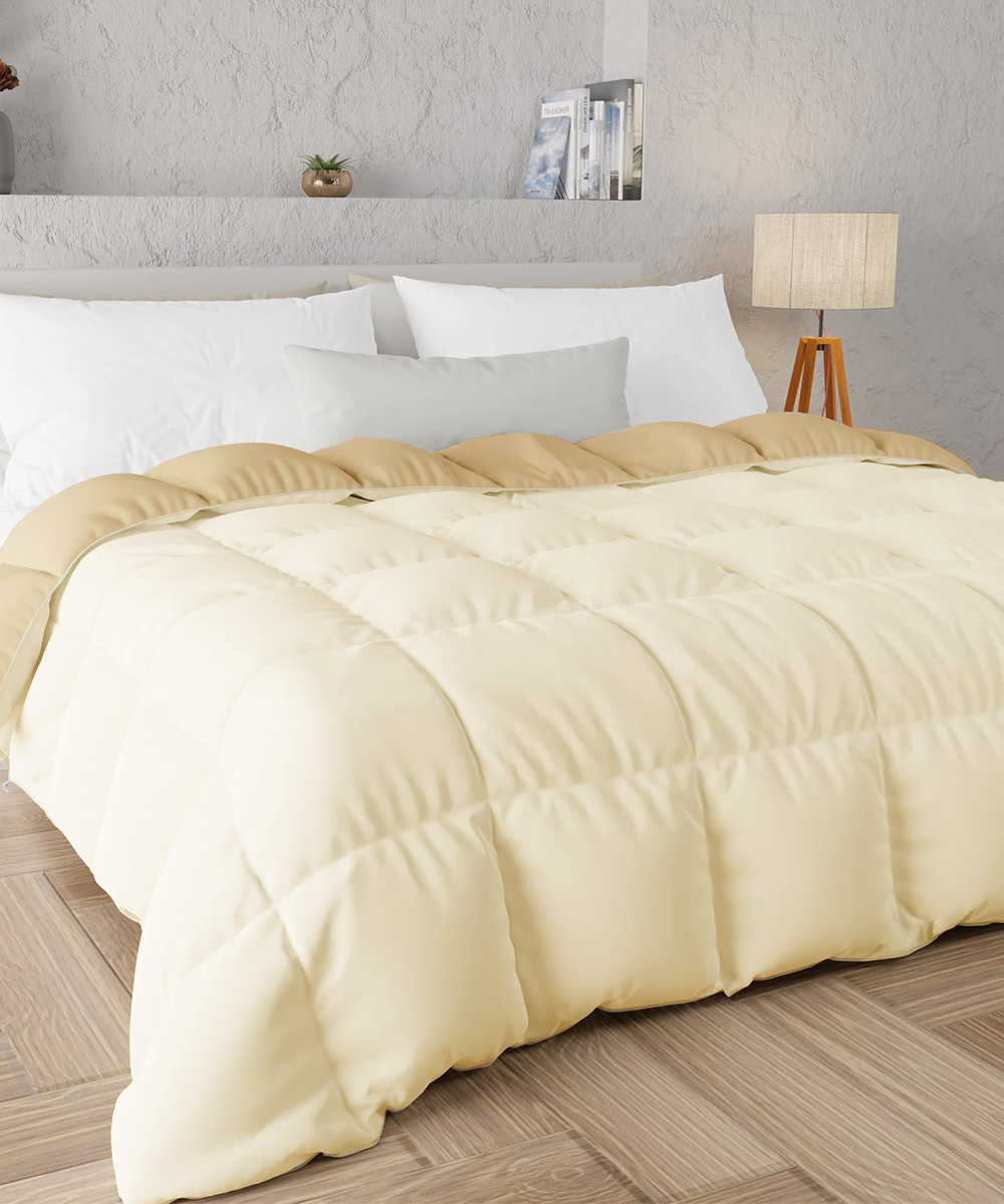 Piumino Panna Beige per letto singolo o matrimoniale. 100% microfibra di poliestere. Morbido, cado ed economico.