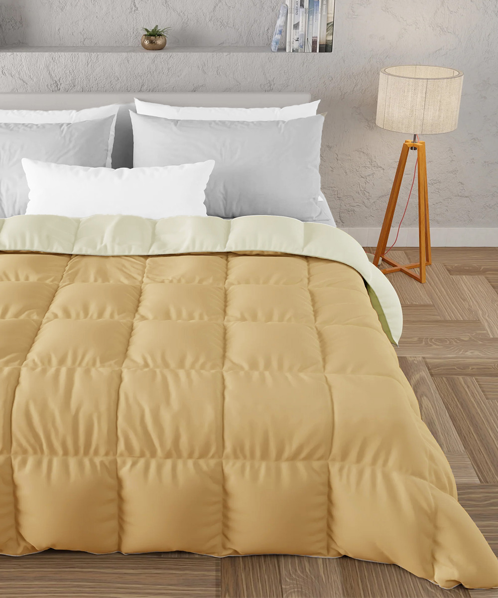 Piumino Beige Panna per letto singolo o matrimoniale. 100% microfibra di poliestere. Morbido, cado ed economico.