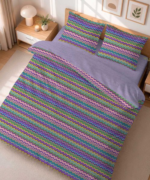 Parure Copripiumino Quadrifoglio Fantasia disegno zig zag lilla viola. In cotone e 100% prodotto in Italia. Disponibile sia per letto singolo che per letto matrimoniale.