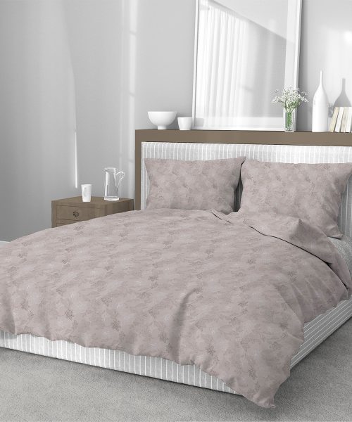 Parure Copripiumino Quadrifoglio Fantasia floreale beige. In cotone e 100% prodotto in Italia. Disponibile sia per letto singolo che per letto matrimoniale.