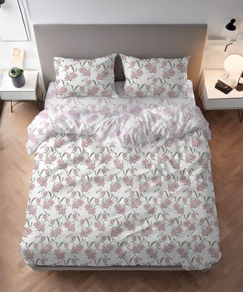 Parure Copripiumino Quadrifoglio Fantasia floreale fiori magnolia rosa. In cotone e 100% prodotto in Italia. Disponibile sia per letto singolo che per letto matrimoniale.
