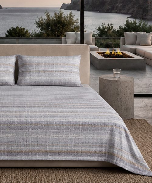 Completo Lenzuola Living trama 7 grigio. Motivo righe effetto slavato adatto a tutti i letti e le camere. 100% cotone e Misura letto matrimoniale.